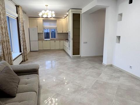 дом по адресу Андрія Шептицького, 8