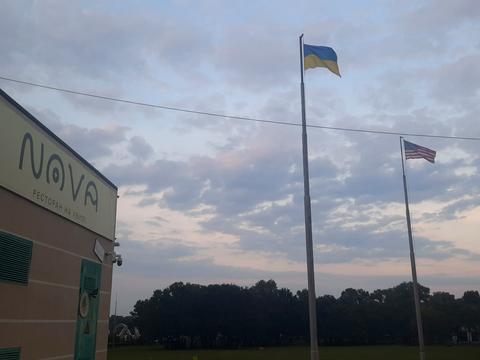 комерційна за адресою Оболонська набережна вул., 11