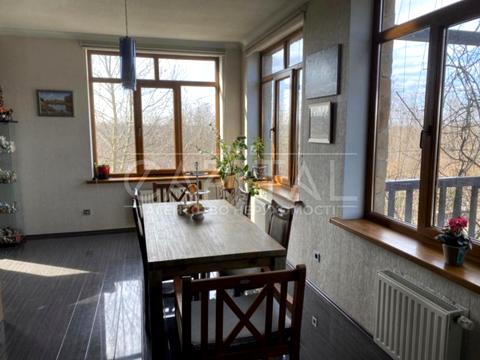 будинок за адресою с. Підгірці, лісова