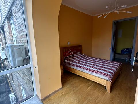 квартира за адресою Лабораторний пров., 24