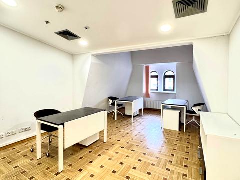 коммерческая по адресу Большая Васильковская ул. (Красноармейская), 1-3