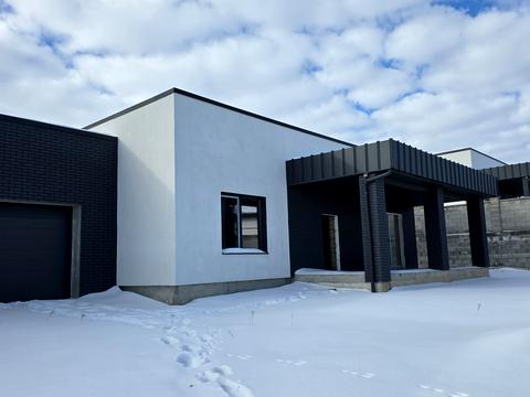 дом по адресу Кулика і Гудачека ул. (Макарова)