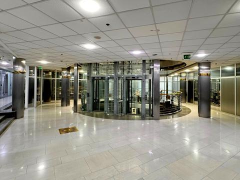 коммерческая по адресу Большая Васильковская ул. (Красноармейская), 1-3