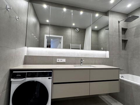 квартира за адресою Олександра Олеся вул., 7