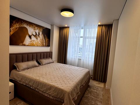 квартира за адресою Олександра Олеся вул., 7