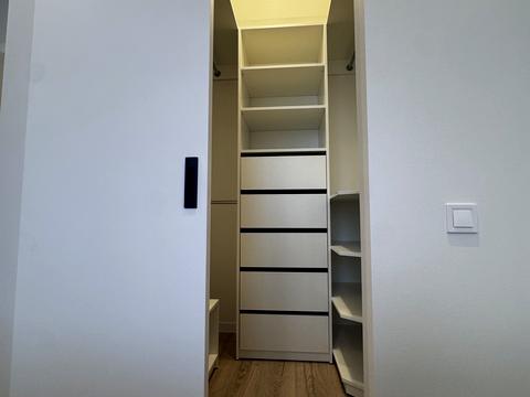 квартира за адресою Олександра Олеся вул., 7