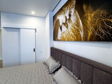 квартира за адресою Олександра Олеся вул., 7