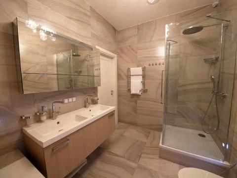 квартира за адресою Андрія Верхогляда вул. (Михайла Драгомирова), 7