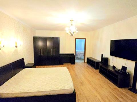 квартира за адресою Почайнинська вул., 25/49