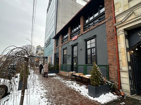 комерційна за адресою Івана Чендея вул., 13