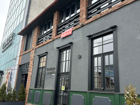 комерційна за адресою Івана Чендея вул., 13