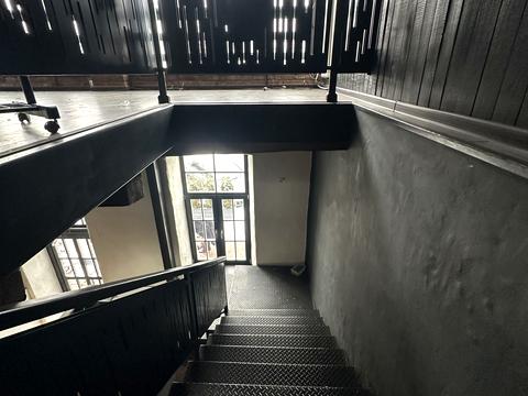 комерційна за адресою Івана Чендея вул., 13