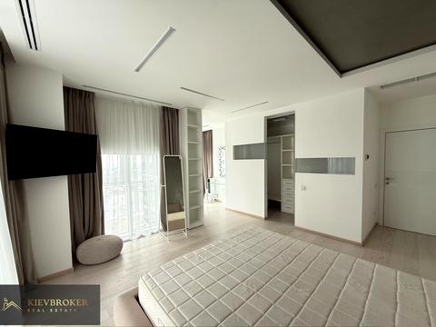 квартира по адресу Андрея Верхогляда ул. (Михайла Драгомирова), 11