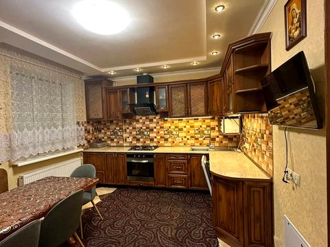 квартира за адресою Василя Симоненка вул., (Будинок 3)