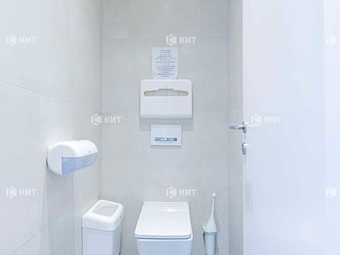 комерційна за адресою Європейська вул. (Новгородська), 11