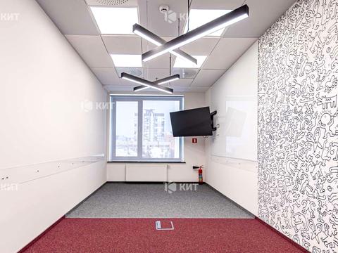 комерційна за адресою Європейська вул. (Новгородська), 11