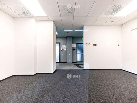 комерційна за адресою Європейська вул. (Новгородська), 11