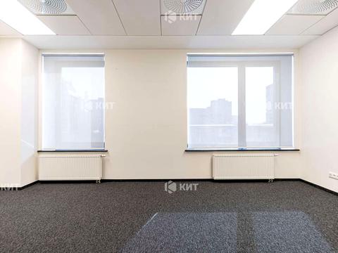 комерційна за адресою Європейська вул. (Новгородська), 11