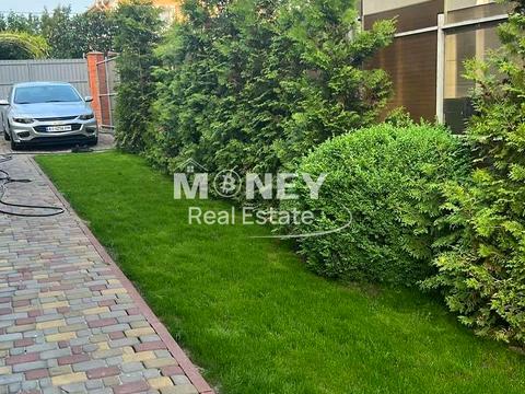 дом по адресу Старі Петрівці