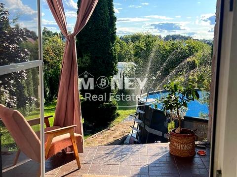 дом по адресу Старі Петрівці