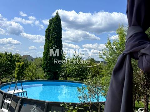 дом по адресу Старі Петрівці