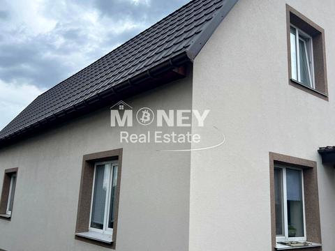 дом по адресу Старі Петрівці