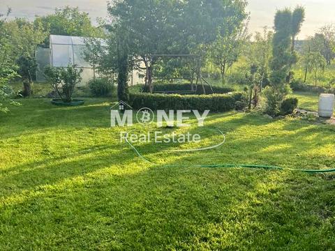 дом по адресу Старі Петрівці