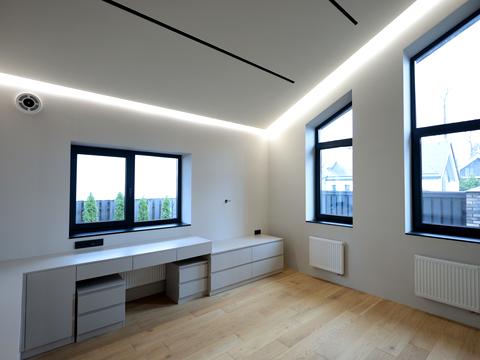 дом по адресу Евгения Коновальца ул.