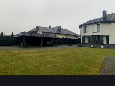 будинок за адресою Степана Бандери вул., 8