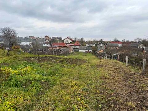 участок по адресу с. Виннички, Весняна, 11