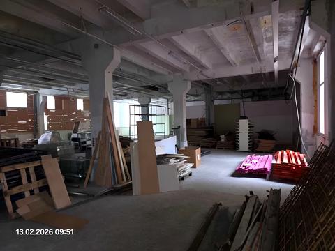 комерційна за адресою Святошинська пл., 28