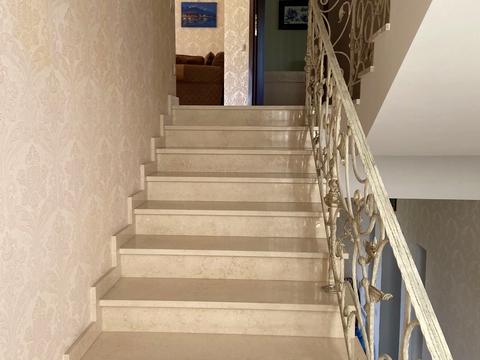 будинок за адресою Набережна