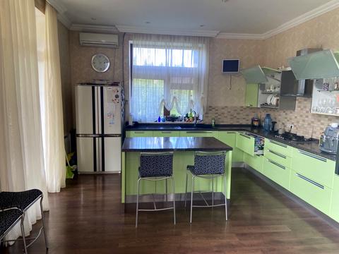 будинок за адресою Набережна