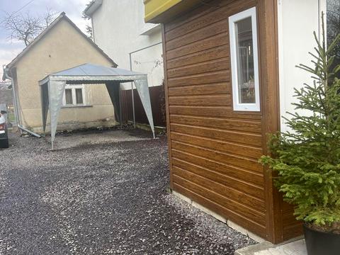 дом по адресу Карпатского