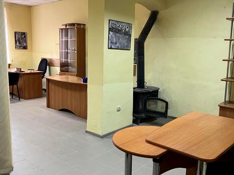 коммерческая по адресу Корятовича пл., 13