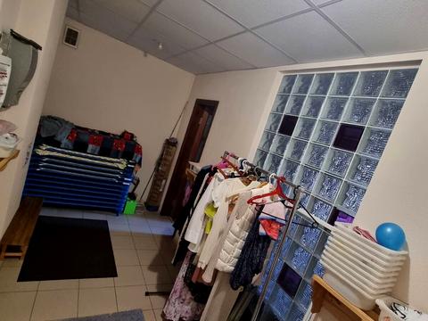 комерційна за адресою Щаслива вул., 20