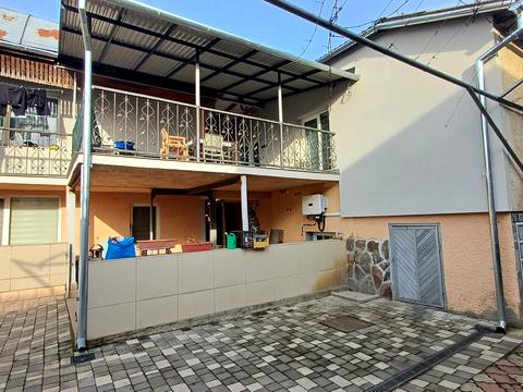 будинок за адресою с. Баранинці, Молодіжна вул.