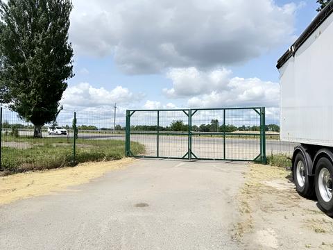 комерційна за адресою Протавчанський пров., 8