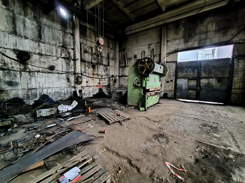 коммерческая по адресу Сичеславский путь ул., 2