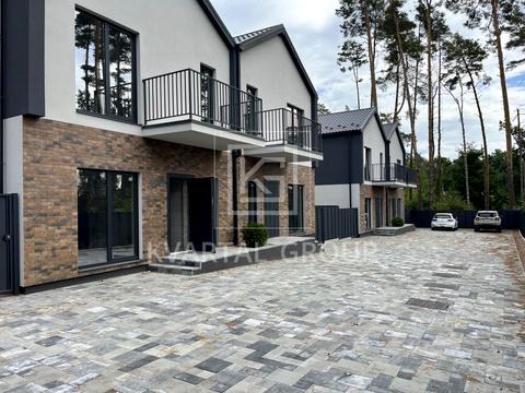 будинок за адресою Сім'ї Красовських вул. (Пролетарська)