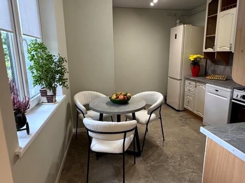 будинок за адресою Розточчя вул., 7а