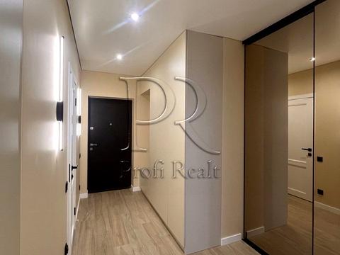 квартира за адресою Дніпровська набережна вул., 15-Є