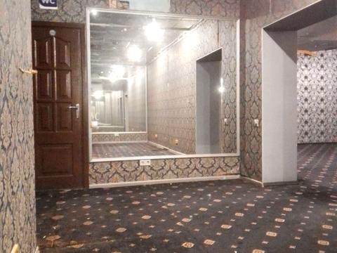 комерційна за адресою Київ, Харківське шосе, 150/15