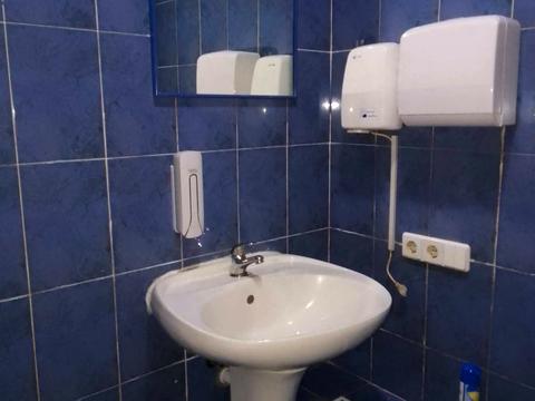 комерційна за адресою Київ, Харківське шосе, 150/15