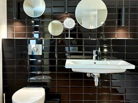 квартира по адресу Героев Полка "Азов ул. (Малиновского маршала), 4-В