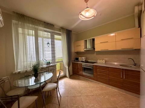 квартира за адресою Михайла Гришка вул., 9