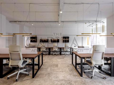 коммерческая по адресу Князей Острожских ул. (Московська), 46/2