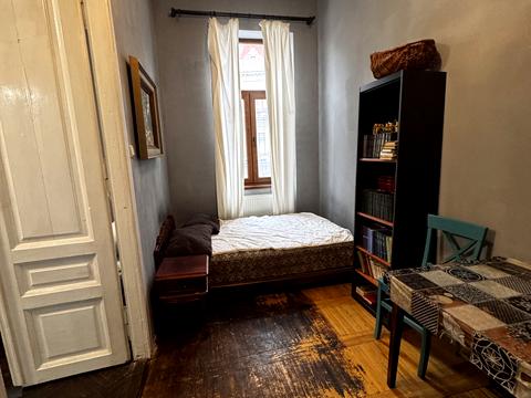 квартира по адресу Шандора Петефі пл., 13