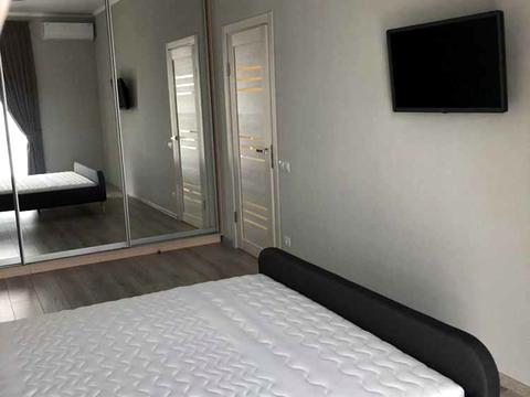 квартира за адресою Італійський бульв., 1а