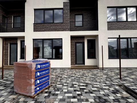 дом по адресу вул. Левка Лук'яненка, 33Б